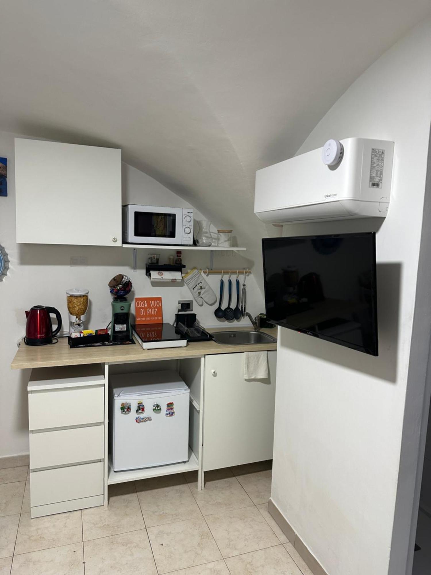 Felicita - My Cosy House Apartment Bari Ngoại thất bức ảnh